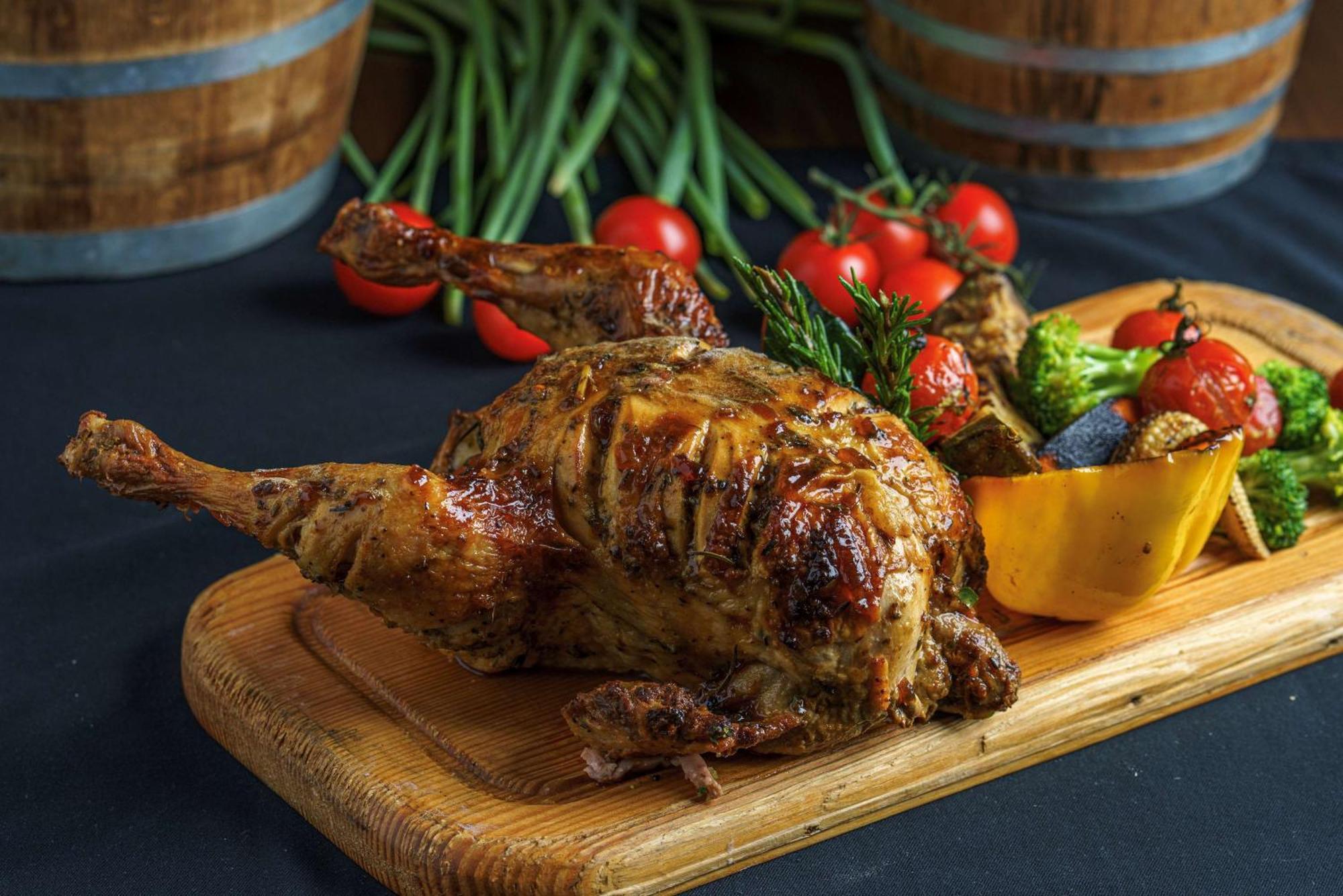 Radisson Blu Hotel & Resort, Szohár Kültér fotó Roast duck