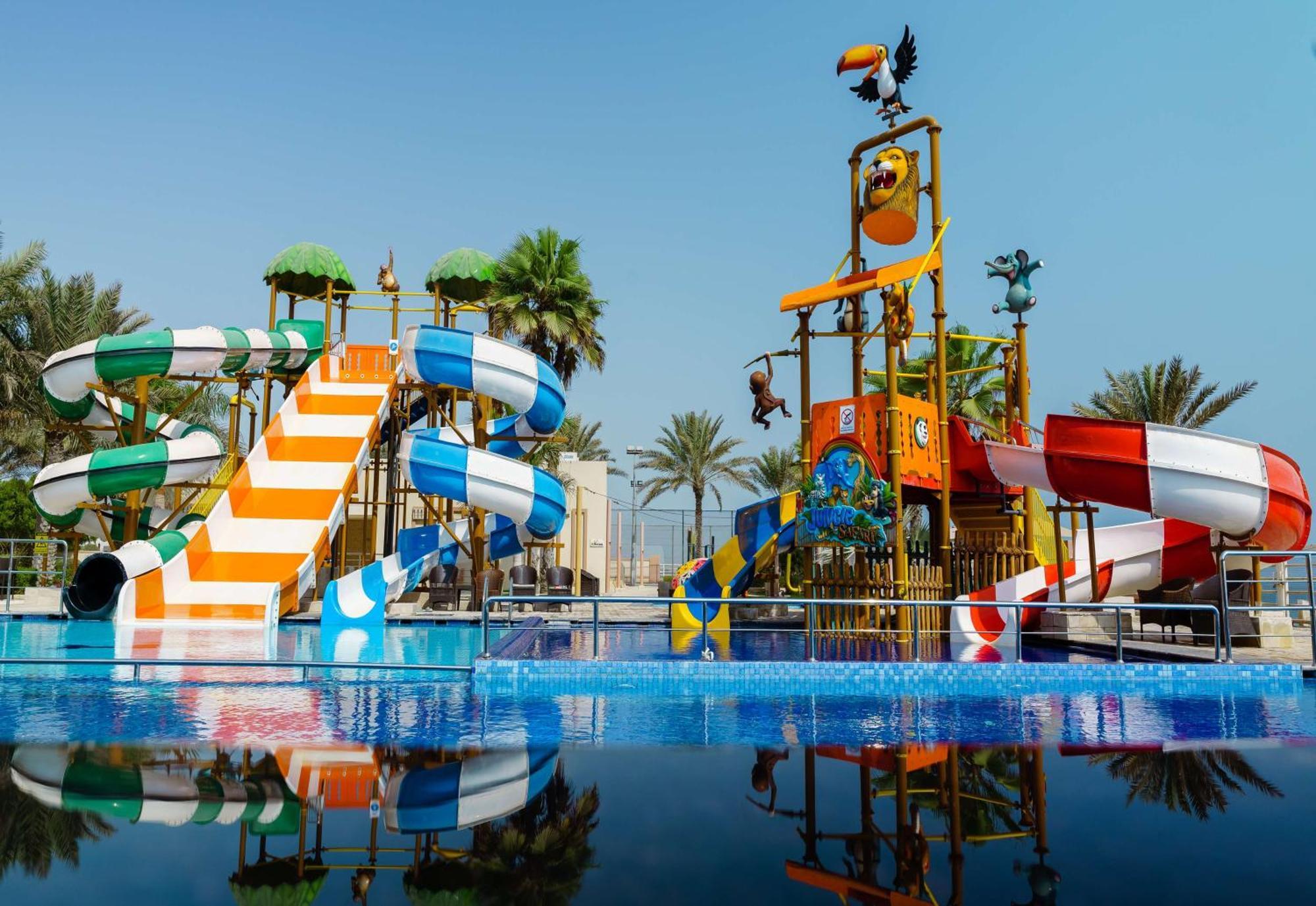 Radisson Blu Hotel & Resort, Szohár Kültér fotó Aqua Park